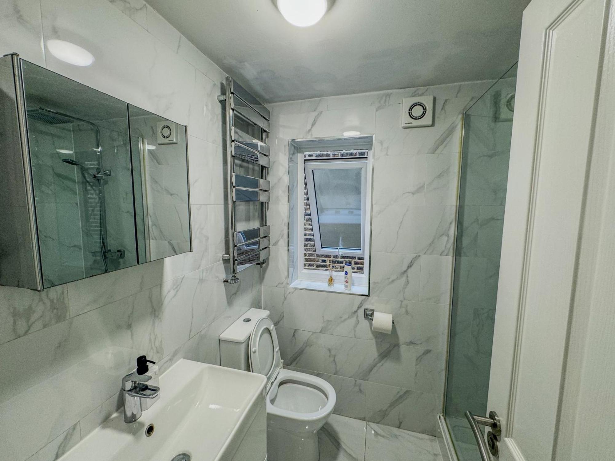 Stratford House Villa Лондон Екстериор снимка