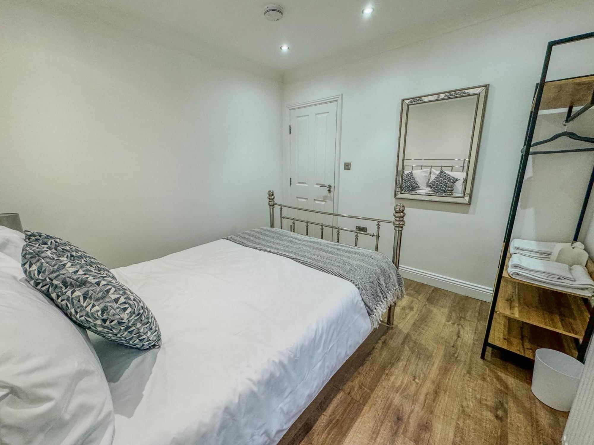 Stratford House Villa Лондон Екстериор снимка