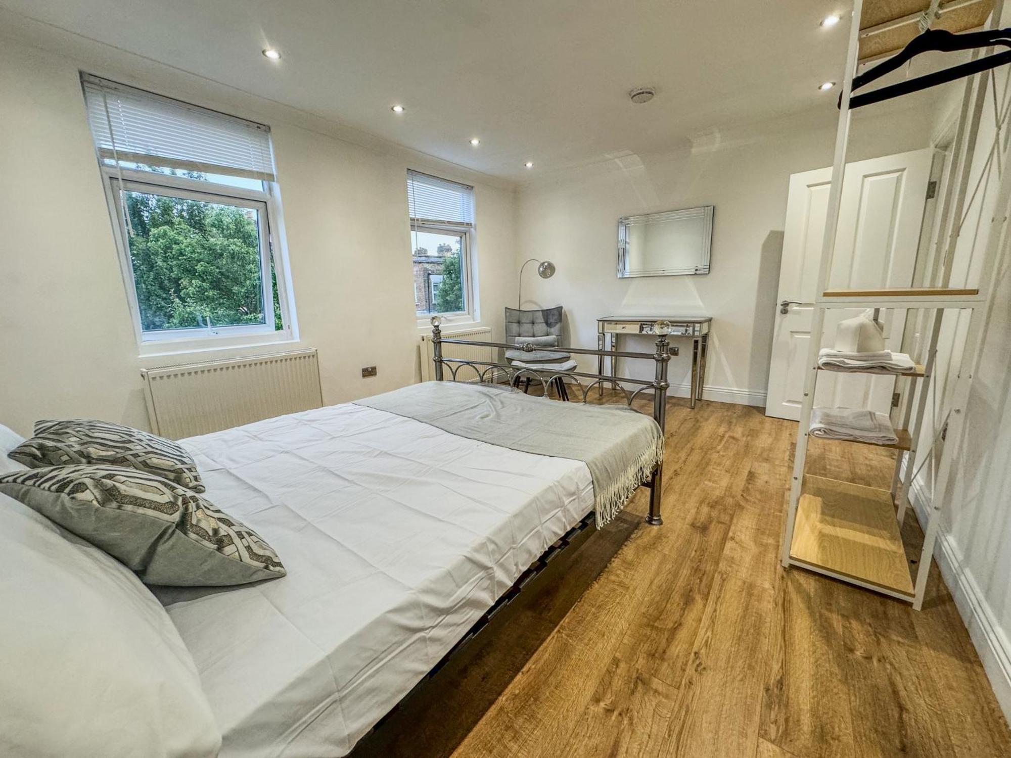 Stratford House Villa Лондон Екстериор снимка