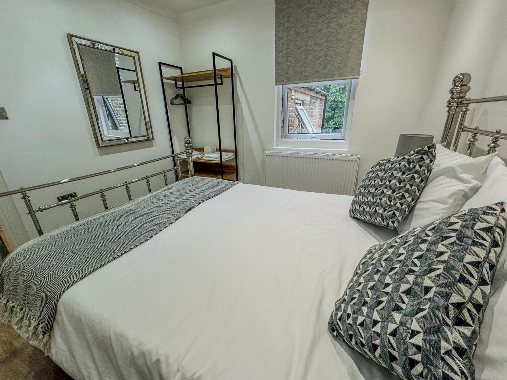 Stratford House Villa Лондон Екстериор снимка